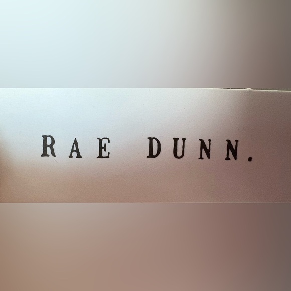 Rae Dunn Farmhouse White Pig-Shaped Measuring Cups Set - Picture 2 of 3